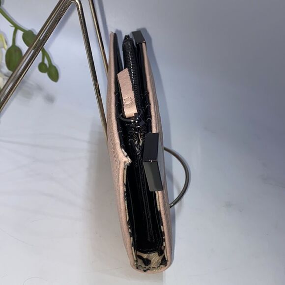 Jessica Simpson Wallet  - Picture 4 of 9